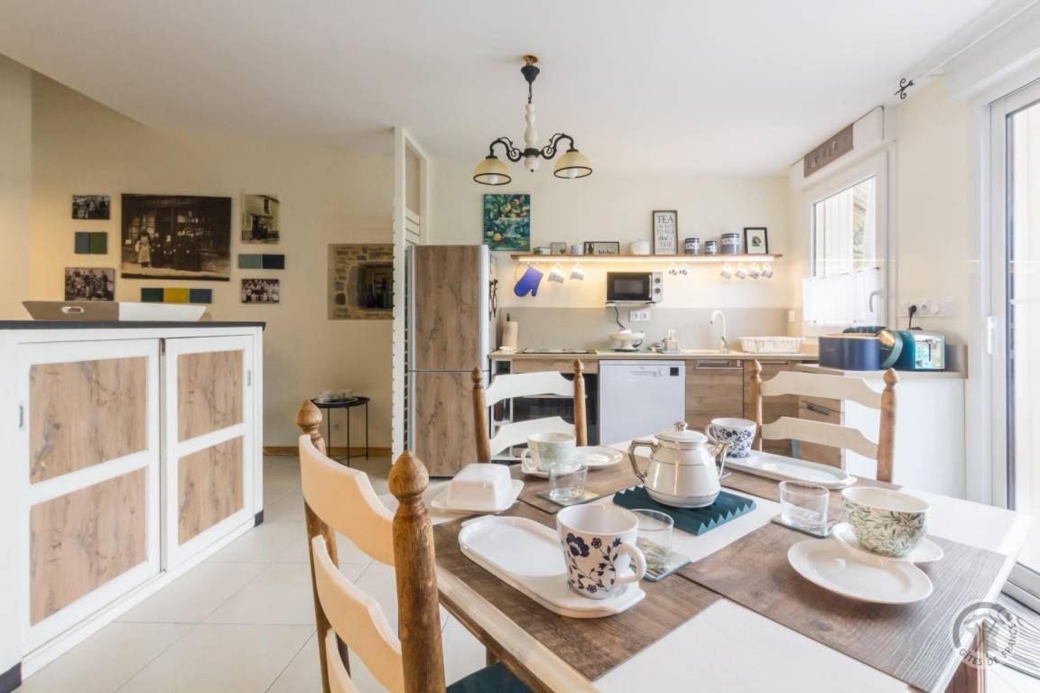 96 M² Gîte ∙ 2 Chambres ∙ 4 Personnes - Portbail