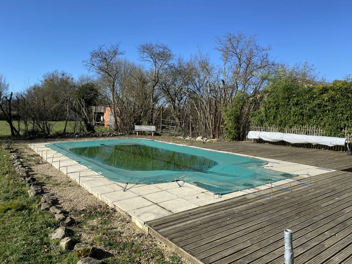 105 M² Cottage ∙ 2 Bedrooms ∙ 5 Guests - Loire Valley