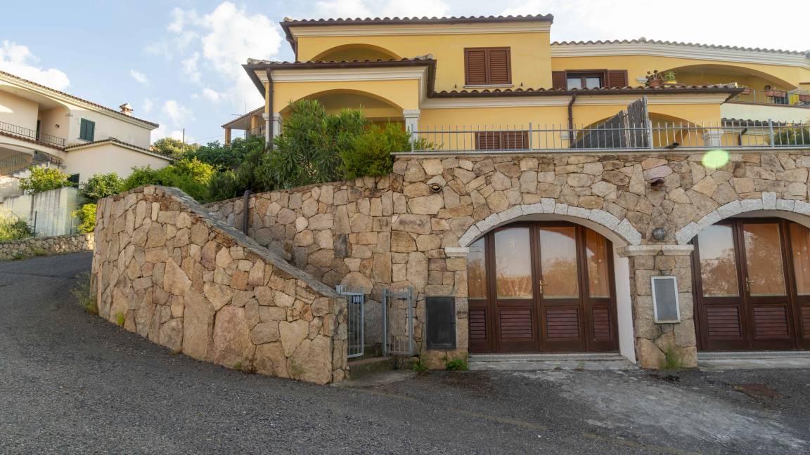 60 M² Apartamento ∙ 2 Habitaciones ∙ 4 Huéspedes - Budoni