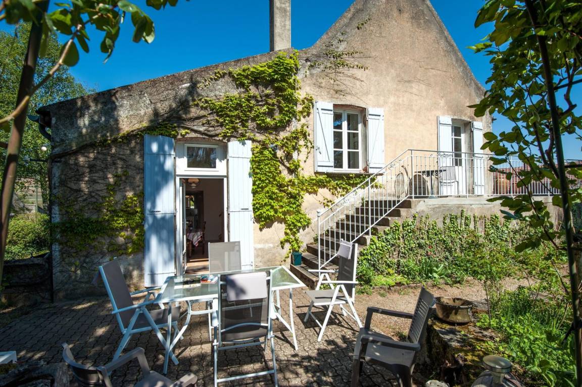 85 m&sup2; G&icirc;te 3 Schlafzimmer 5 G&auml;ste
