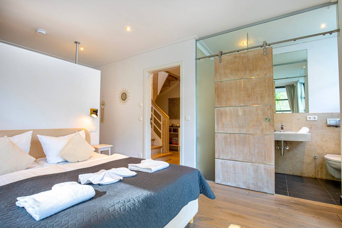 110 m² Ferienwohnung ∙ 2 Schlafzimmer ∙ 4 Gäste – Bild 16