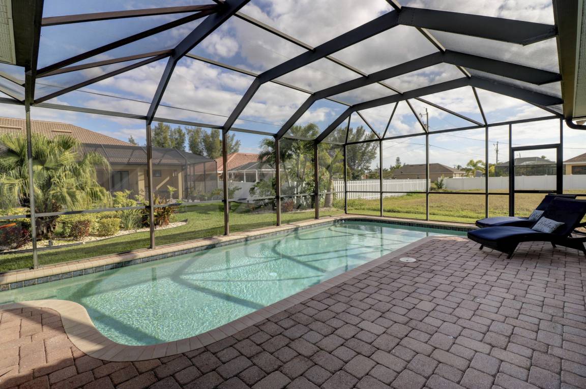 226 M² House ∙ 3 Bedrooms ∙ 7 Guests - Cape Coral, FL