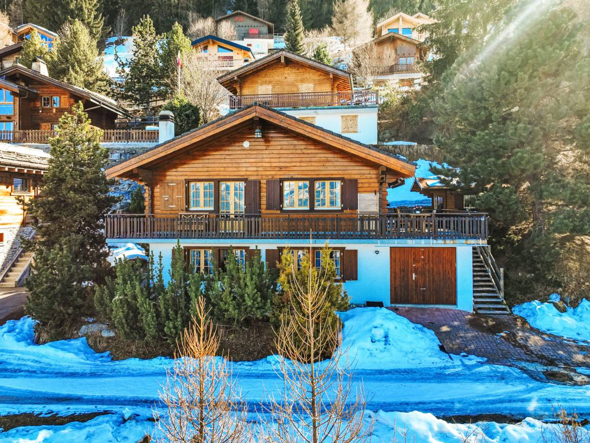 139 M² House ∙ 4 Bedrooms ∙ 8 Guests - Verbier