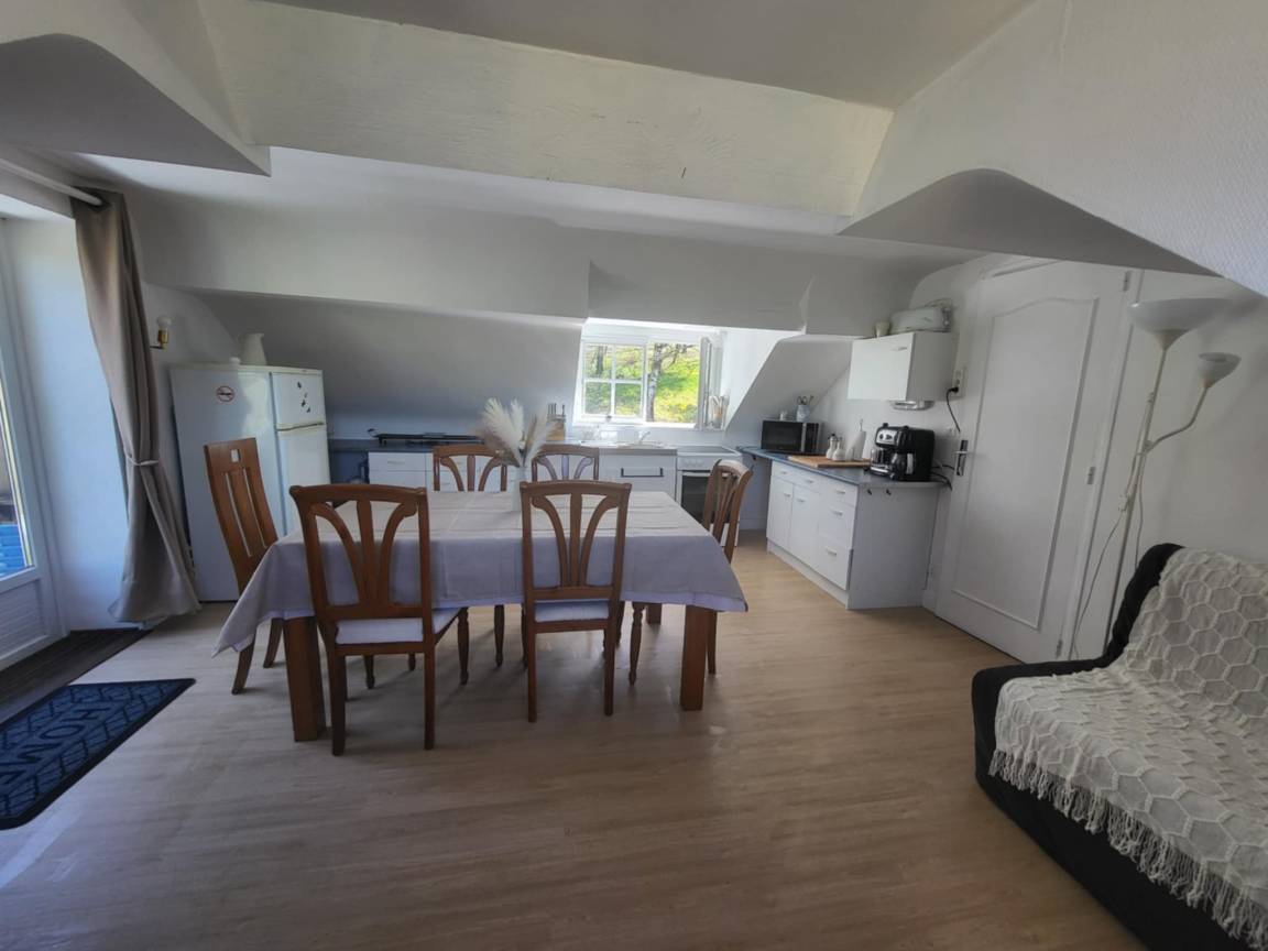 80 M² Cottage ∙ 1 Bedroom ∙ 8 Guests - Loire Valley