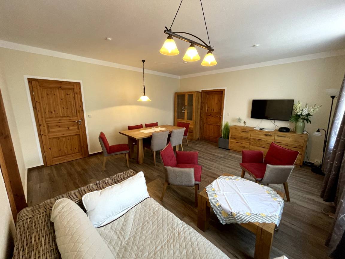 112 m² Ferienwohnung ∙ 3 Schlafzimmer ∙ 7 Gäste – Bild 2