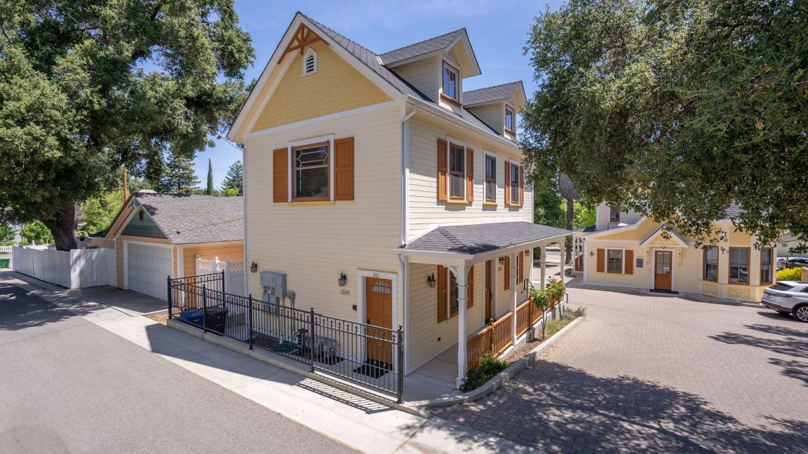 House ∙ 2 Bedrooms ∙ 4 Guests - Paso Robles, CA