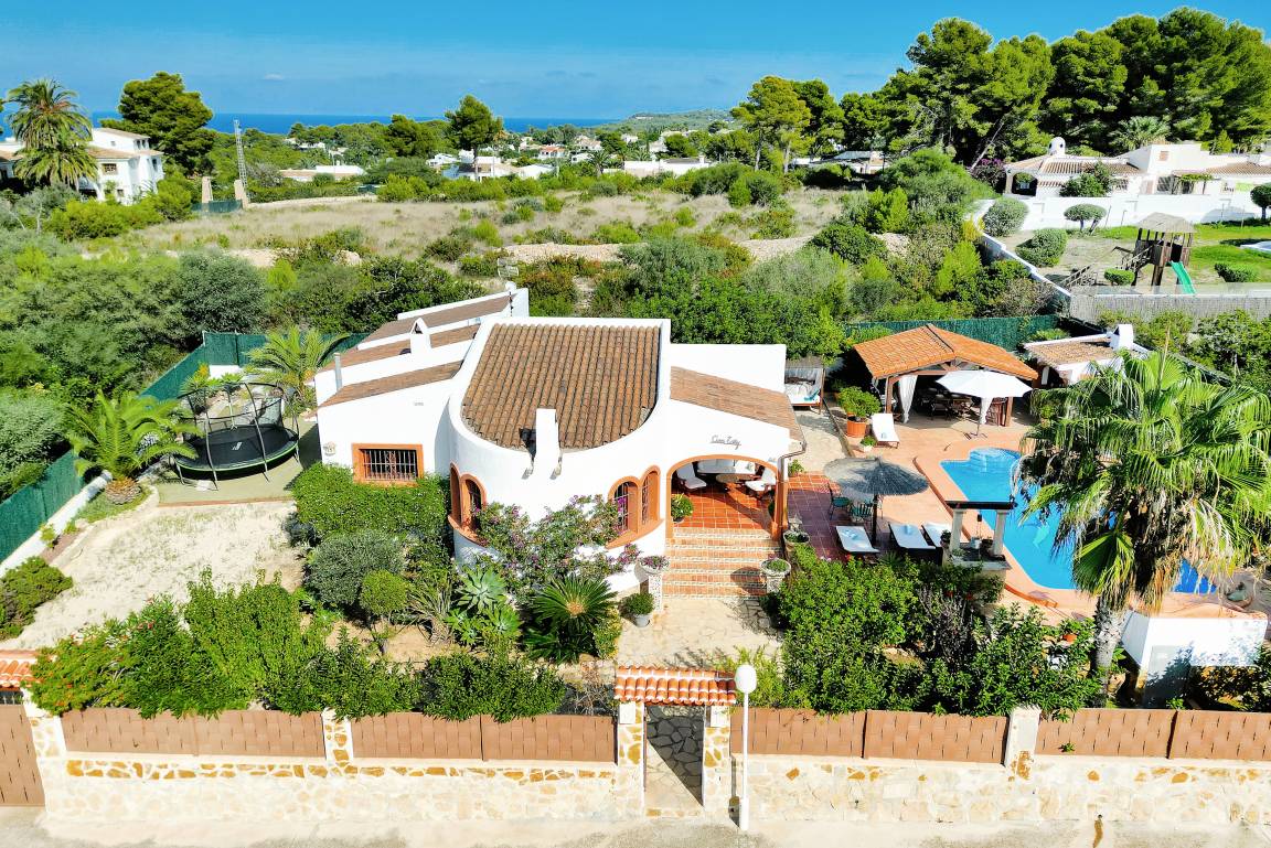 140 M² Villa ∙ 2 Chambres ∙ 4 Personnes - Xàbia