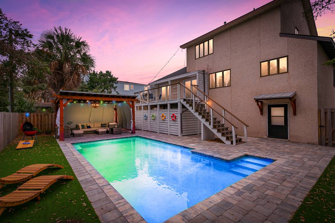 House ∙ 5 Bedrooms ∙ 12 Guests - Brunswick, GA