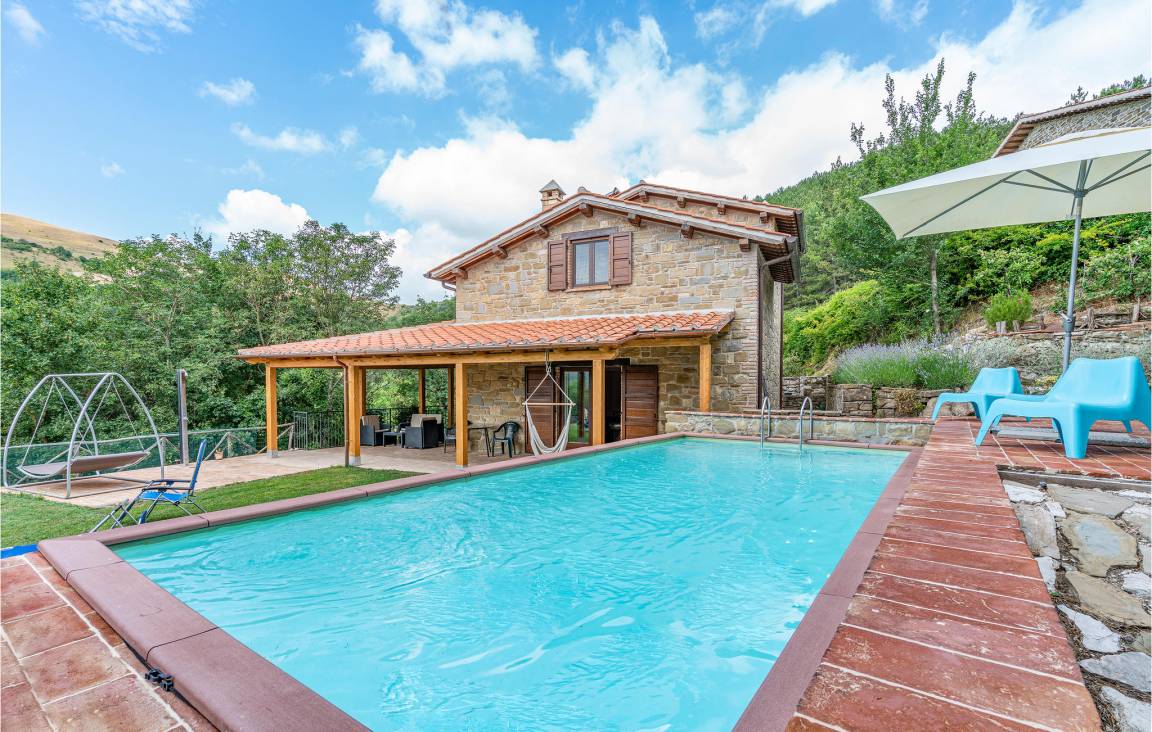 80 M² Huis ∙ 2 Slaapkamers ∙ 4 Gasten - Gubbio