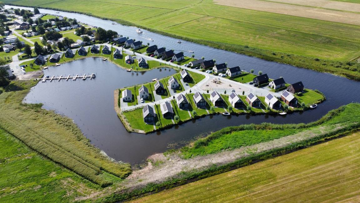 75 M² Ferienhaus ∙ 2 Schlafzimmer ∙ 4 Gäste - Giethoorn