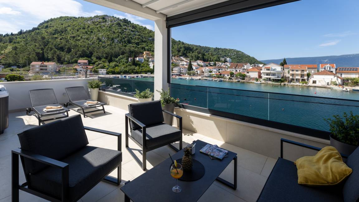 100 M² Villa ∙ 3 Schlafzimmer ∙ 6 Gäste - Neum