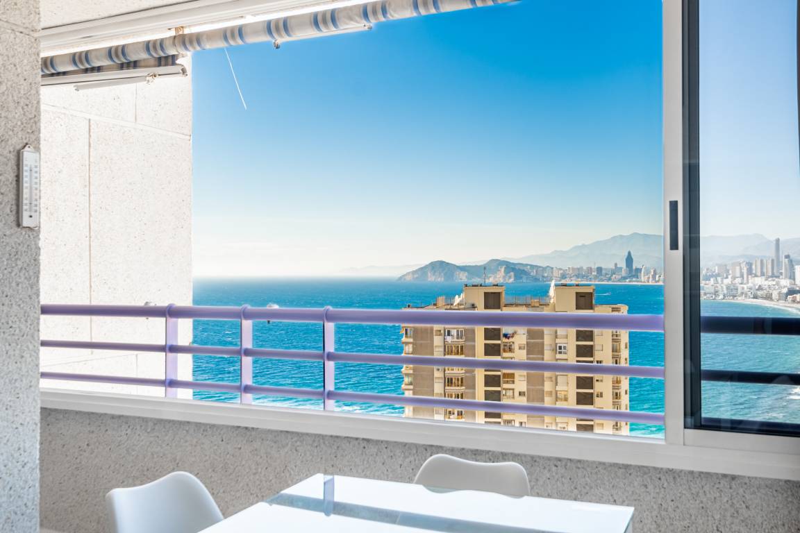41 M² Apartamento ∙ 2 Habitaciones ∙ 6 Huéspedes - Benidorm