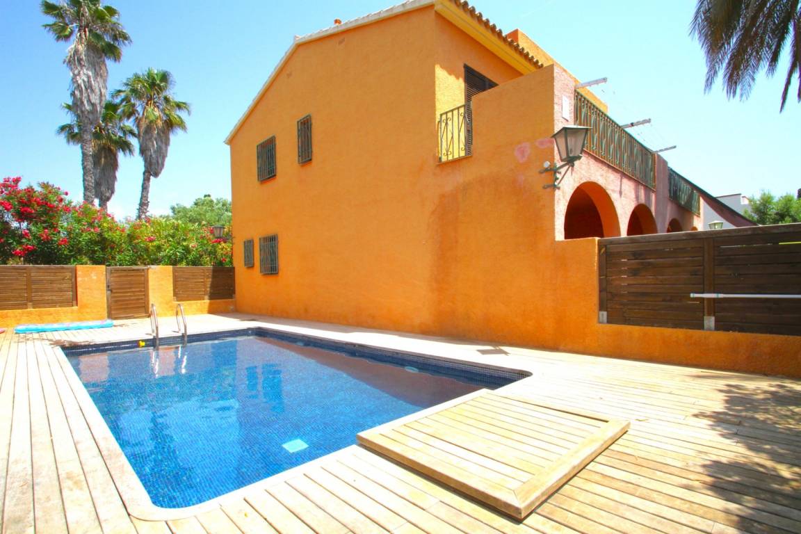 136 M² House ∙ 3 Bedrooms ∙ 6 Guests - Cambrils