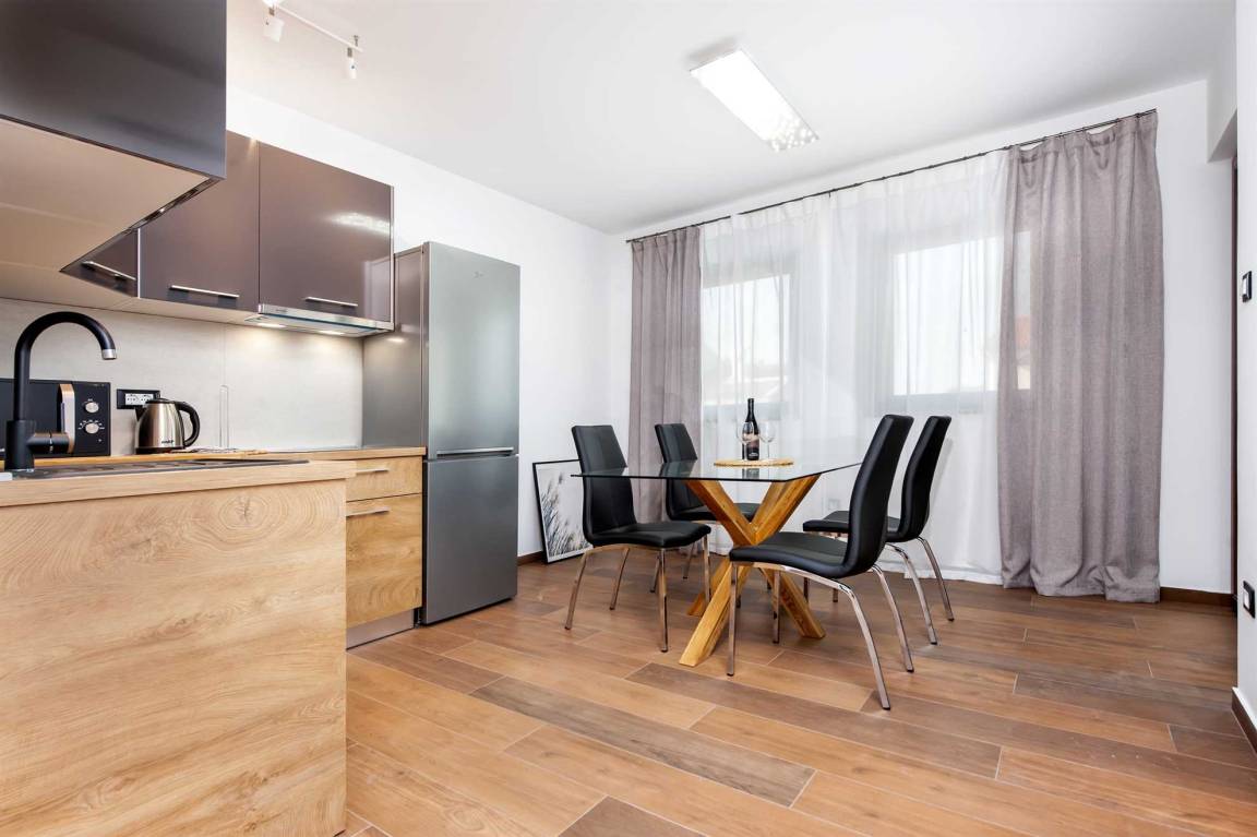 100 M² Apartment ∙ 2 Bedrooms ∙ 3 Guests - Rovinj