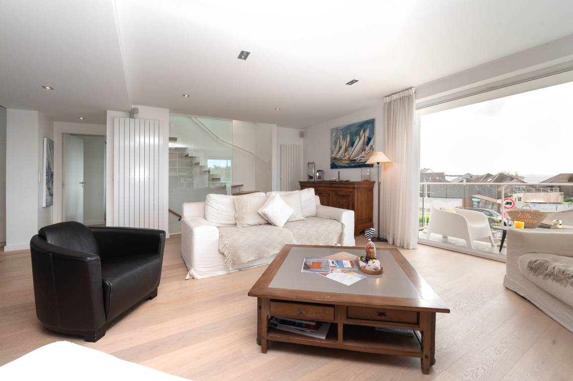 300 M² Villa ∙ 4 Chambres ∙ 8 Personnes - Larmor-Plage