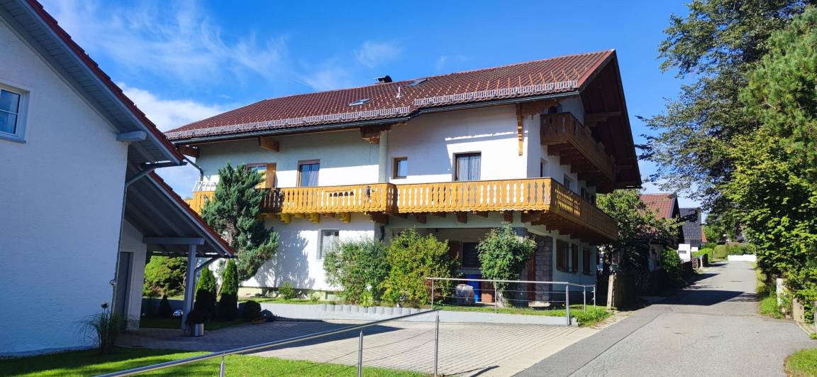 30 M² Ferienwohnung ∙ 2 Schlafzimmer ∙ 3 Gäste - Bayerisch Eisenstein