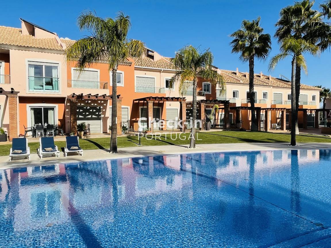 130 M² Vivenda ∙ 3 Quartos ∙ 8 Hóspedes - Guia