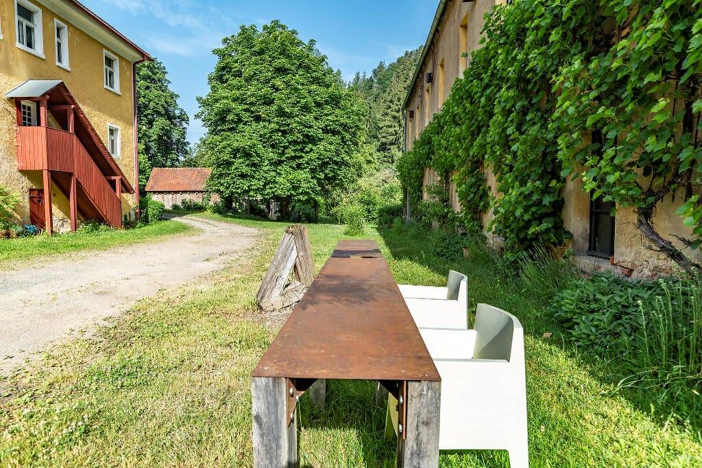 100 M² Ferienwohnung ∙ 1 Schlafzimmer ∙ 2 Gäste - Neunburg vorm Wald