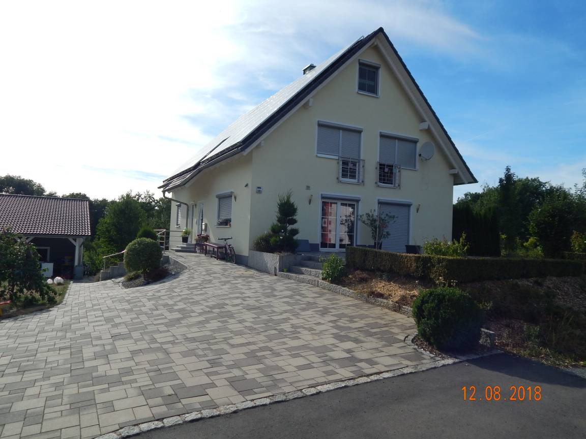 60 M² Ferienwohnung ∙ 1 Schlafzimmer ∙ 5 Gäste - Kronach