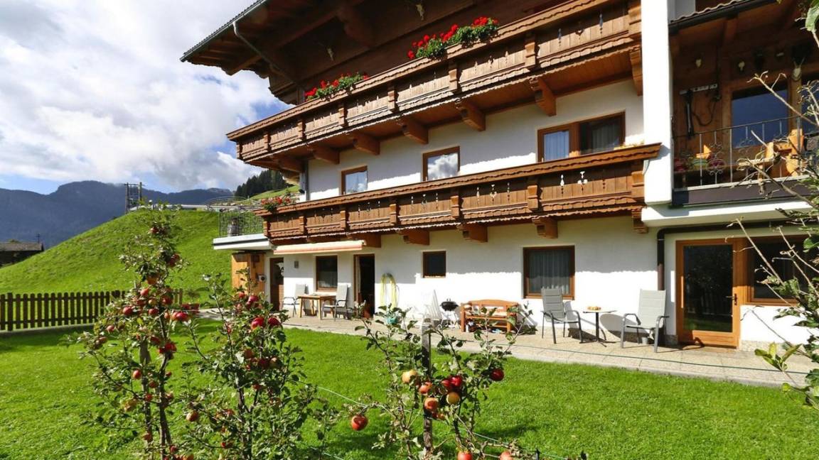 70 M² Appartement ∙ 3 Slaapkamers ∙ 4 Gasten - Hippach