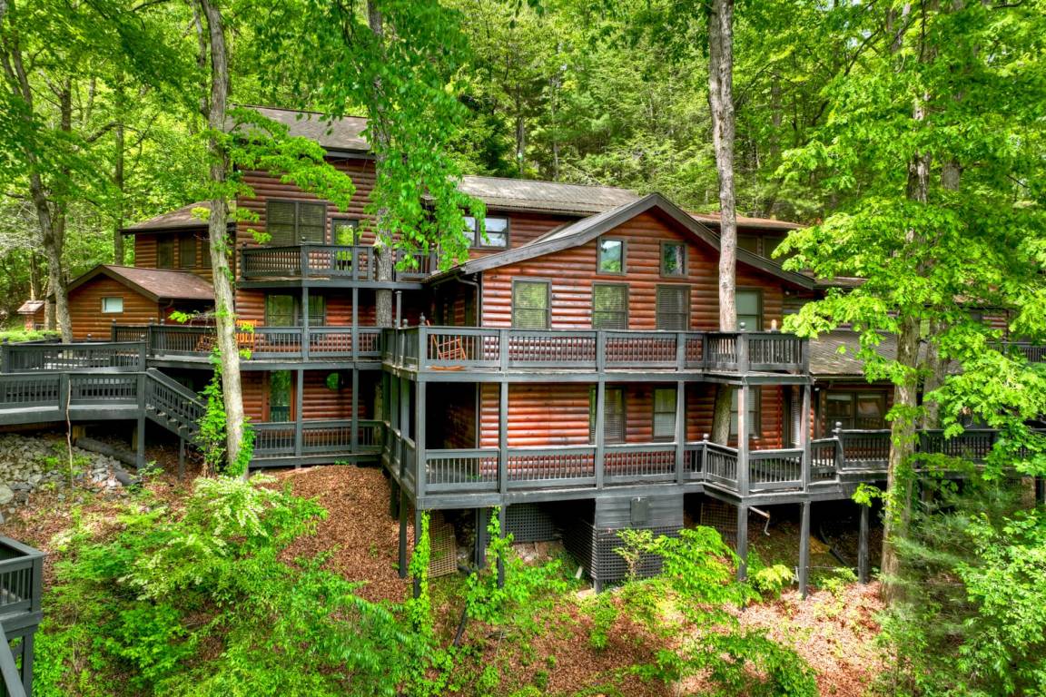465 M² Cabin ∙ 6 Bedrooms ∙ 20 Guests - Blue Ridge, GA