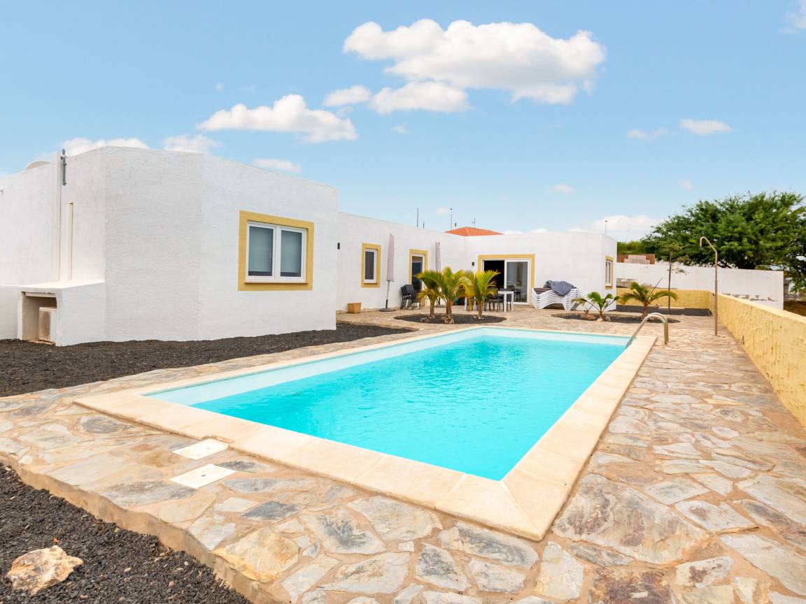 165 M² House ∙ 3 Bedrooms ∙ 6 Guests - La Oliva