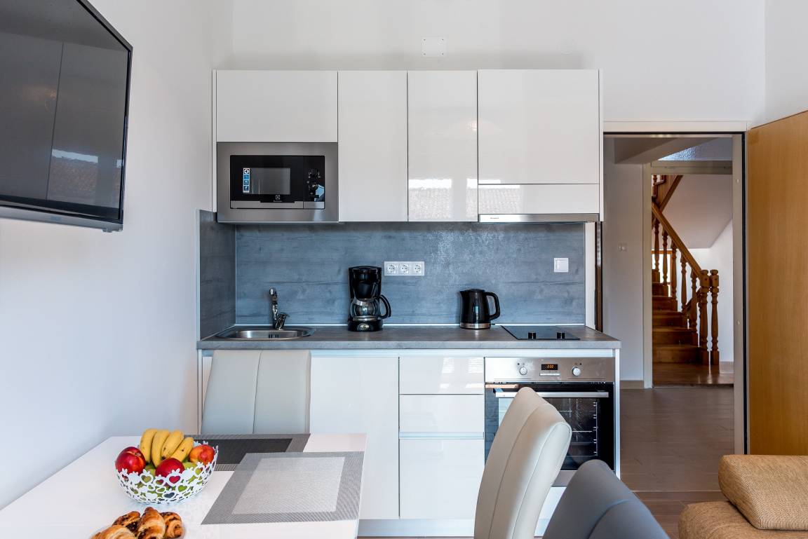 58 M² Ferienwohnung ∙ 2 Schlafzimmer ∙ 5 Gäste - Vodice