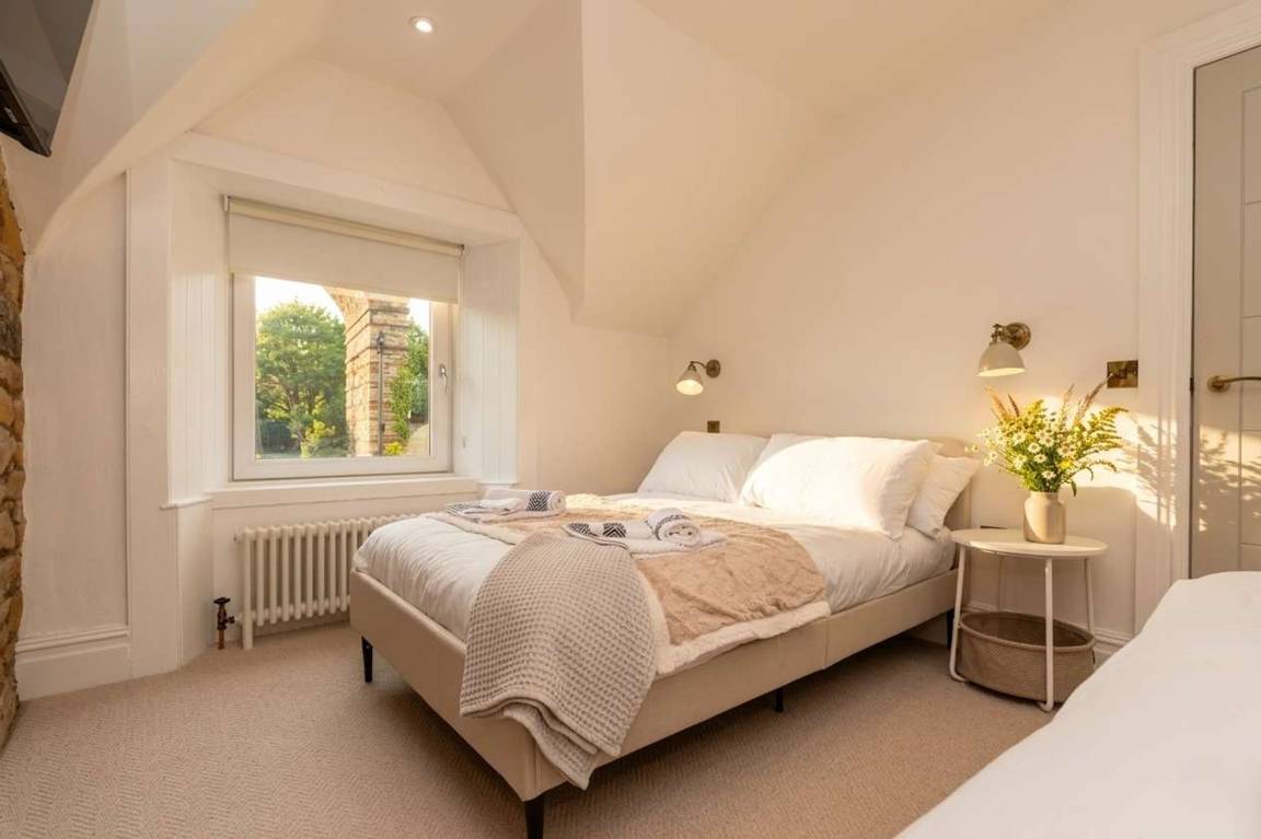 Apartment ∙ 2 Bedrooms ∙ 6 Guests - Edinburgh Waverley station