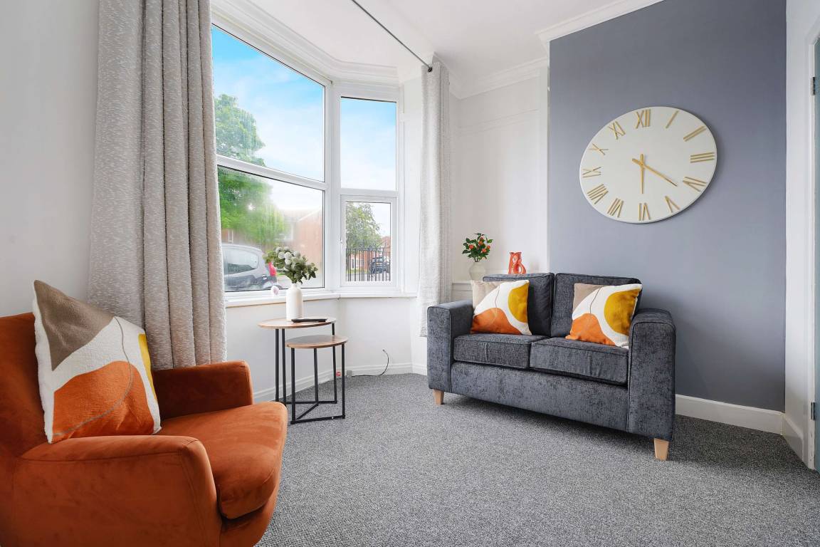 Apartment ∙ 4 Bedrooms ∙ 8 Guests - Darlington