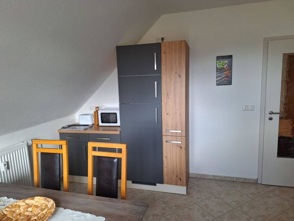 63 m² Ferienwohnung ∙ 1 Schlafzimmer ∙ 6 Gäste – Bild 8