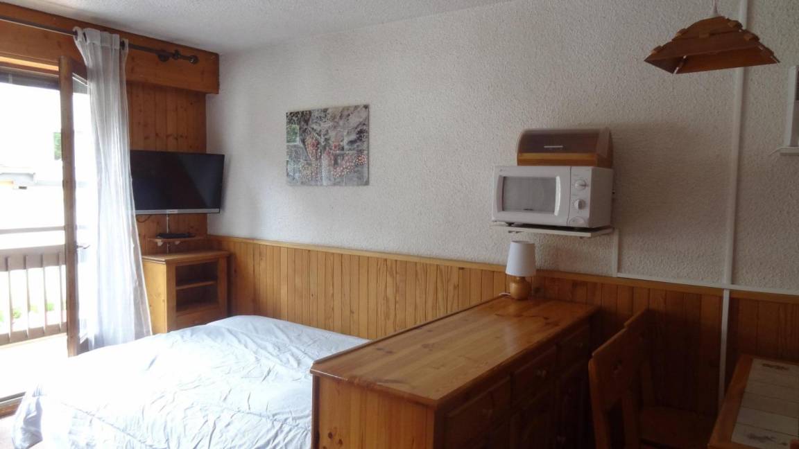 27 m&sup2; Studio 1 Schlafzimmer 3 G&auml;ste