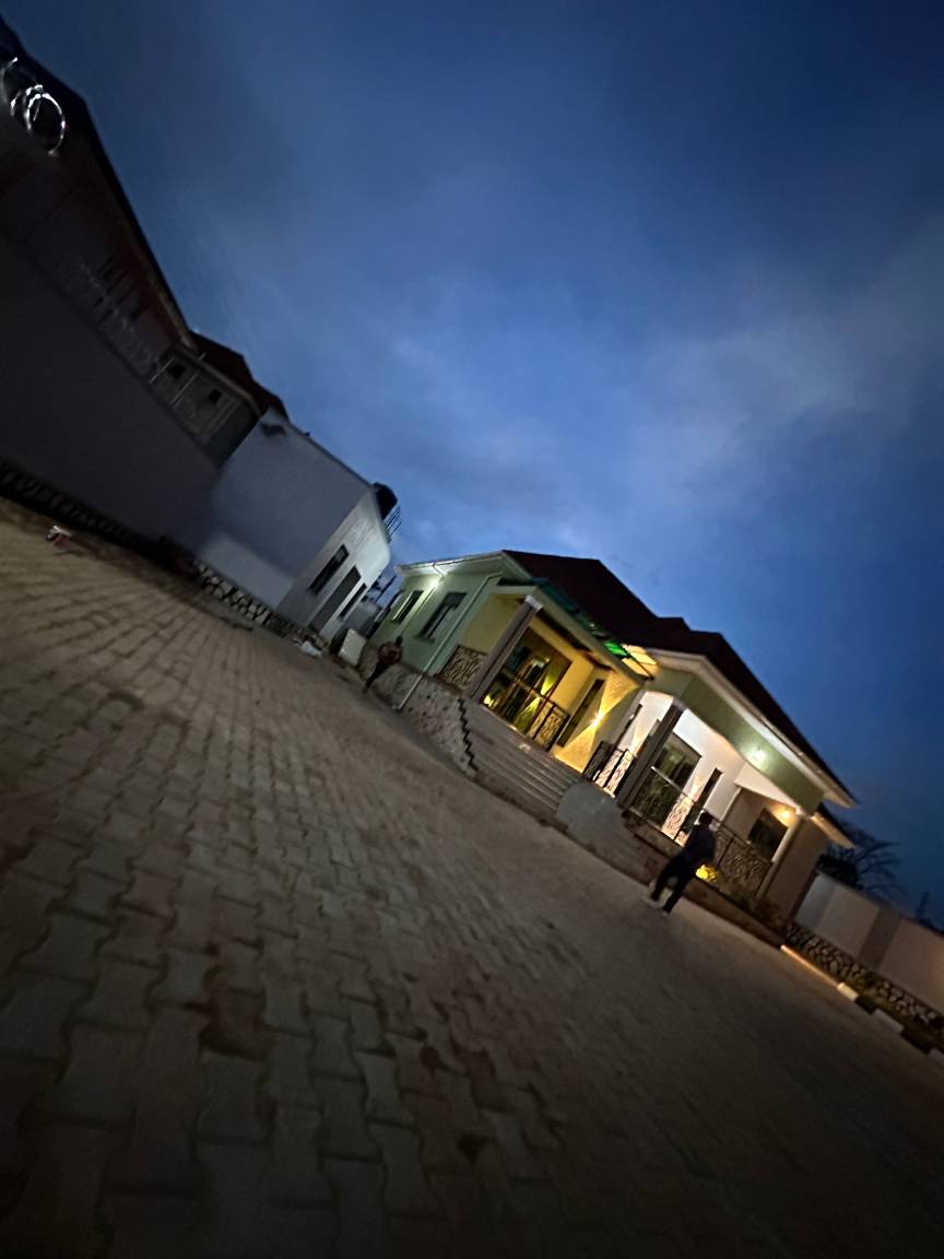 500 M² Apartamento ∙ 1 Habitación ∙ 2 Huéspedes - Kampala