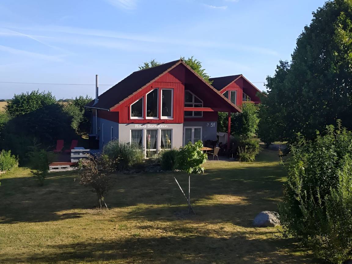 110 M² Ferienhaus ∙ 4 Schlafzimmer ∙ 8 Gäste - Dassow