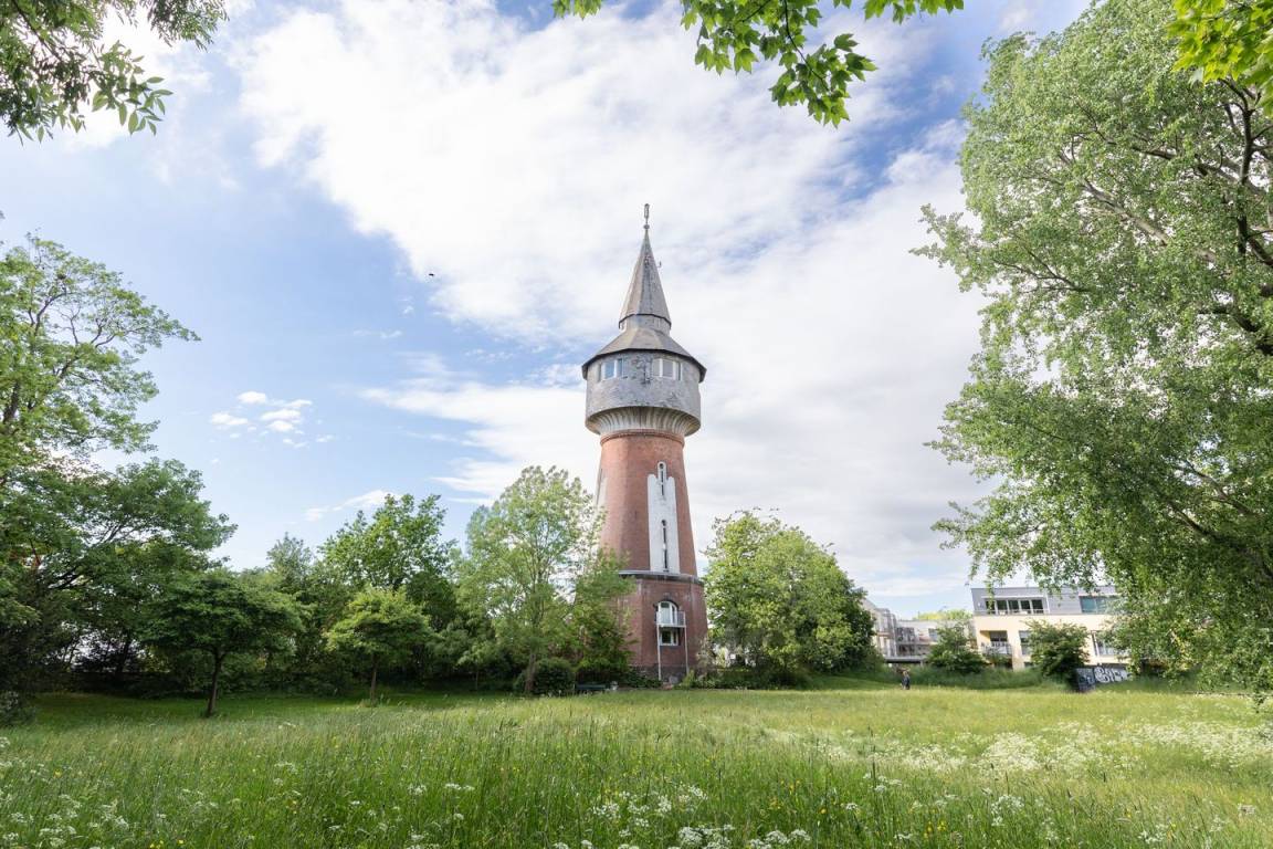 115 M² Apartament ∙ 1 Sypialnia ∙ 3 Gości - Husum