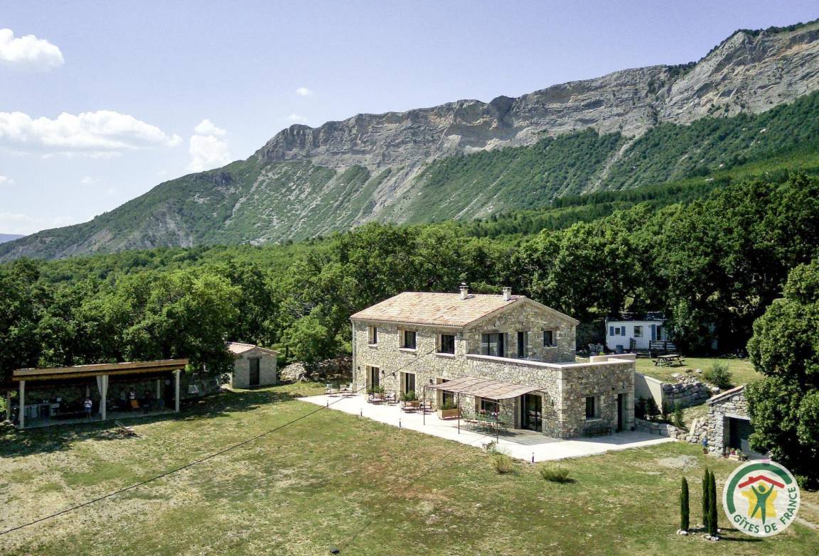 135 m&sup2; G&icirc;te 4 Schlafzimmer 10 G&auml;ste