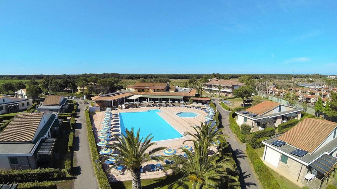 36 M² Apartment ∙ 2 Bedrooms ∙ 6 Guests - Cecina