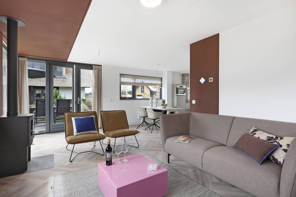 67 M² House ∙ 2 Bedrooms ∙ 4 Guests - Assen