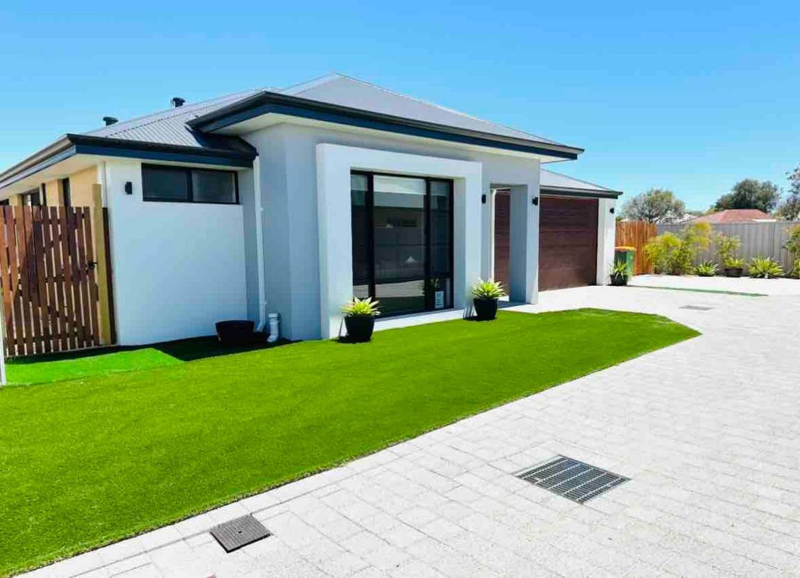237 M² House ∙ 5 Bedrooms ∙ 10 Guests - Busselton