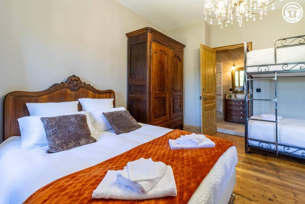 258 m² Gîte ∙ 3 Schlafzimmer ∙ 11 Gäste – Bild 35