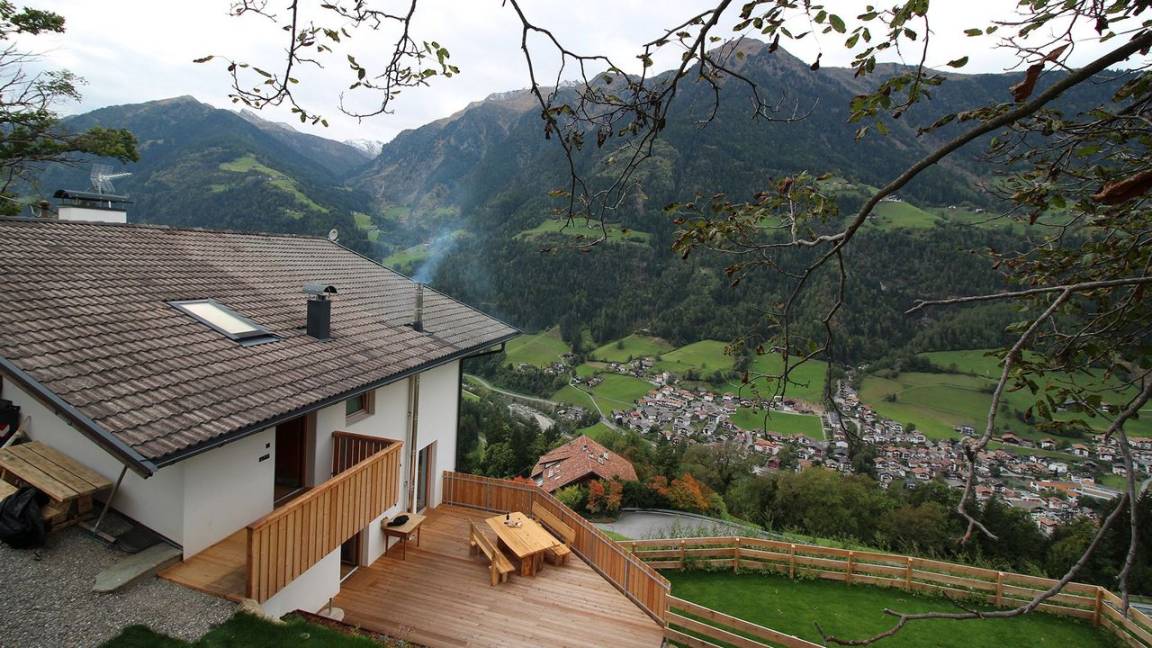 170 M² Ferienhaus ∙ 4 Schlafzimmer ∙ 12 Gäste - Ratschings