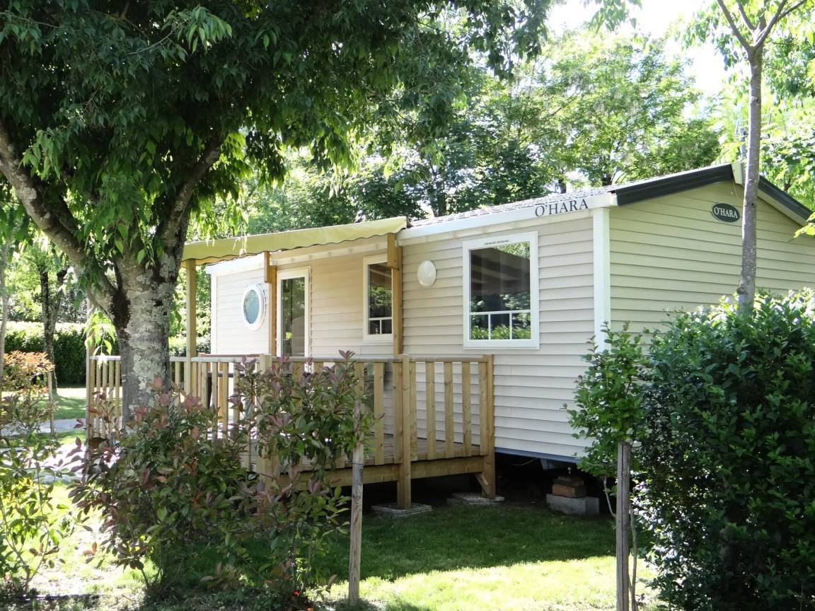 30 M² Caravan ∙ 3 Slaapkamers ∙ 6 Gasten - Labeaume