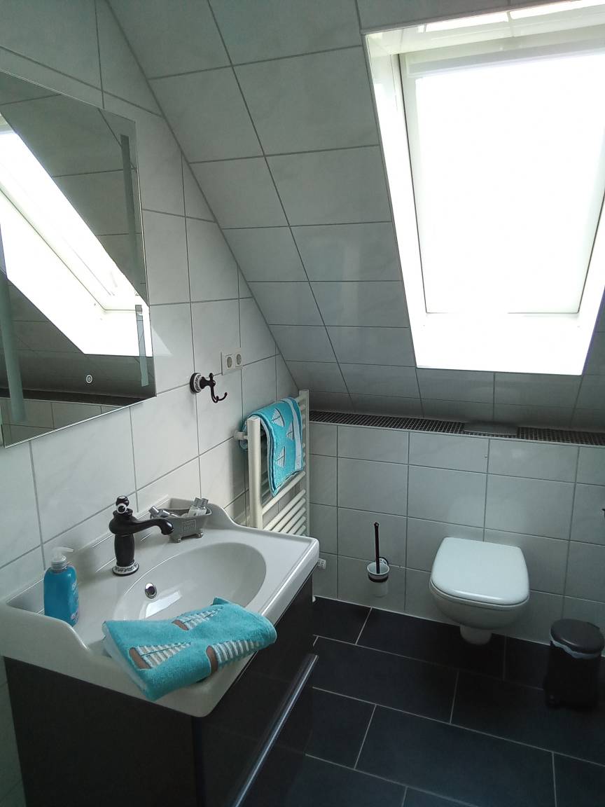 75 m² Ferienwohnung ∙ 2 Schlafzimmer ∙ 4 Gäste – Bild 16