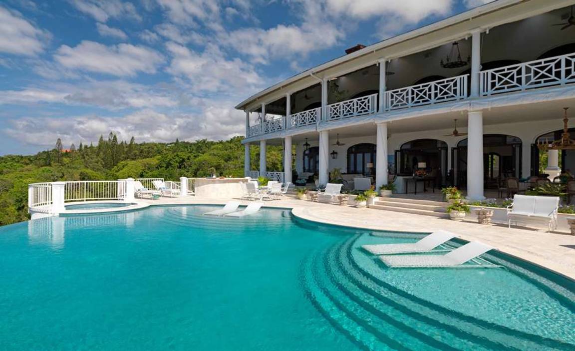 Apartamento ∙ 6 Habitaciones ∙ 17 Huéspedes - Montego Bay