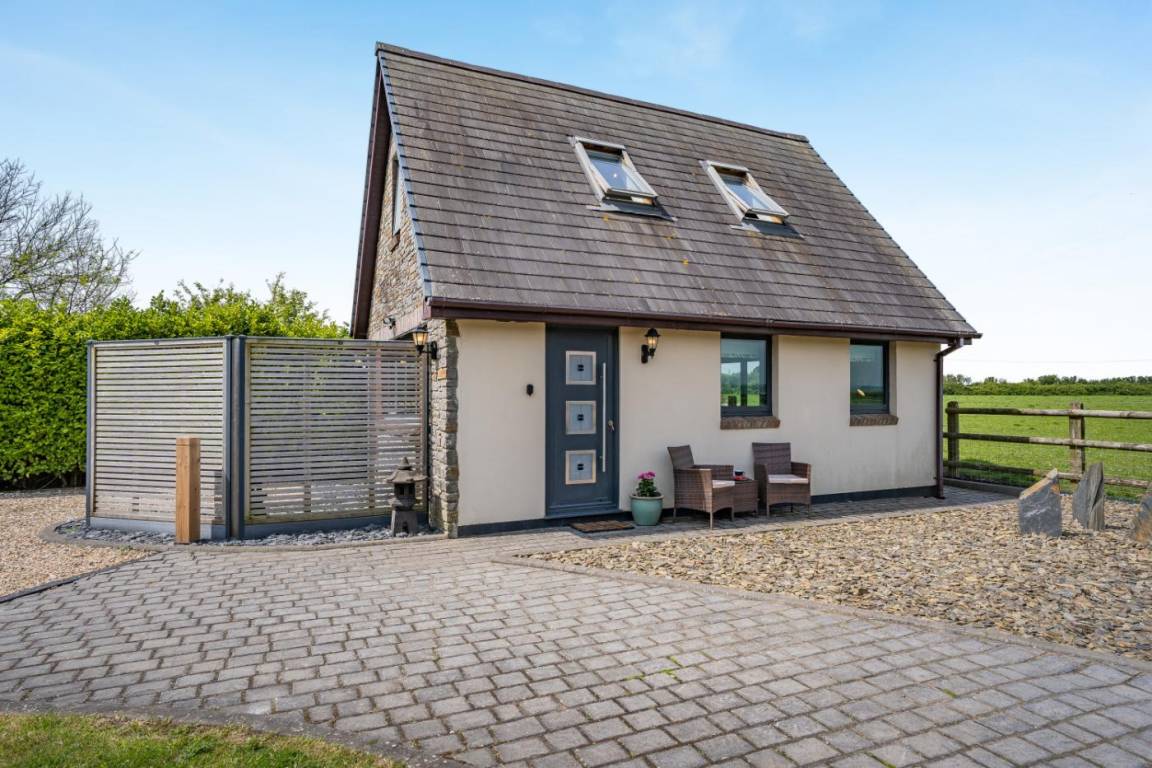 Cottage ∙ 1 Bedroom ∙ 2 Guests - Llanelli