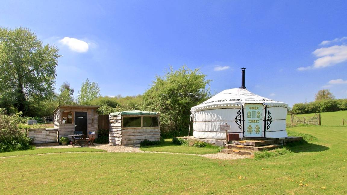 Camping ∙ 1 Bedroom ∙ 4 Guests - Northamptonshire