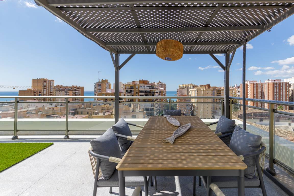 85 M² Apartamento ∙ 2 Habitaciones ∙ 4 Huéspedes - Málaga, España