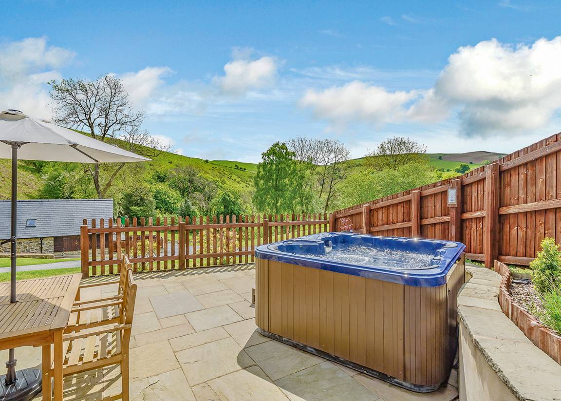 Chalet ∙ 2 Bedrooms ∙ 4 Guests - North Wales