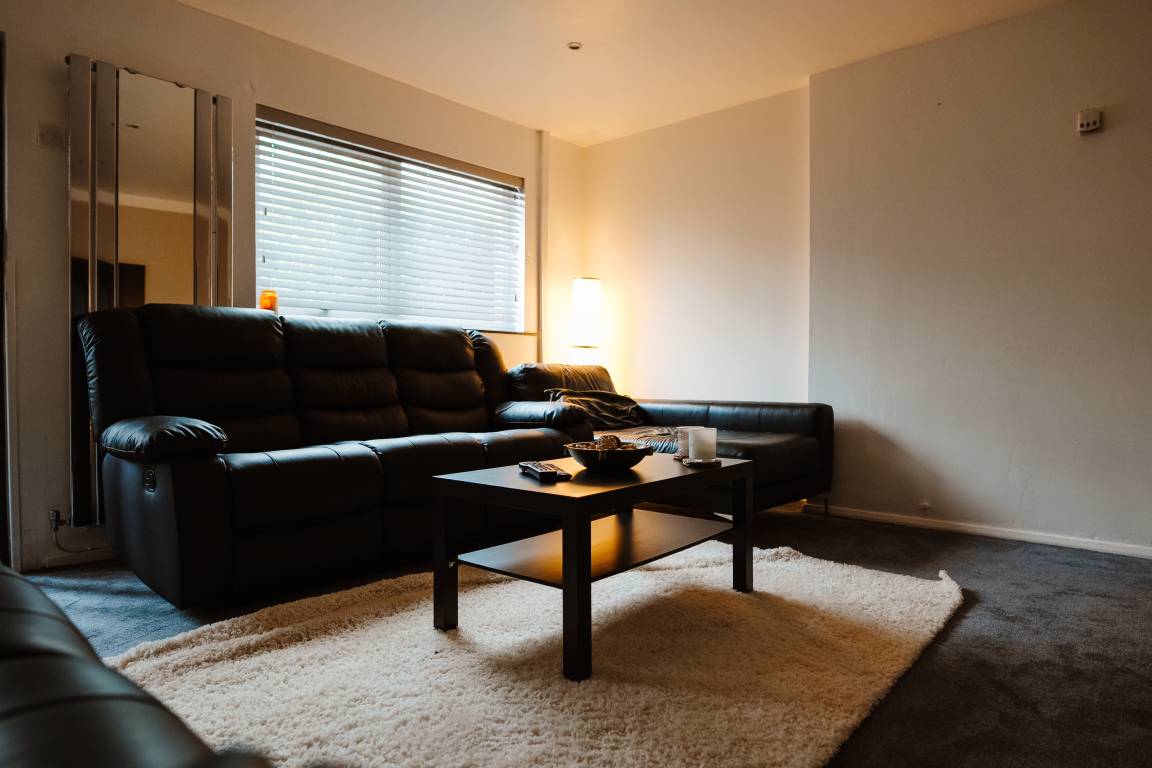 40 M² House ∙ 2 Bedrooms ∙ 4 Guests - Bury