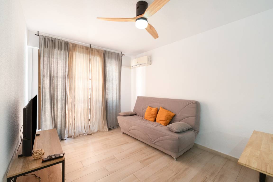 50 M² Apartamento ∙ 2 Habitaciones ∙ 4 Huéspedes - Murcia