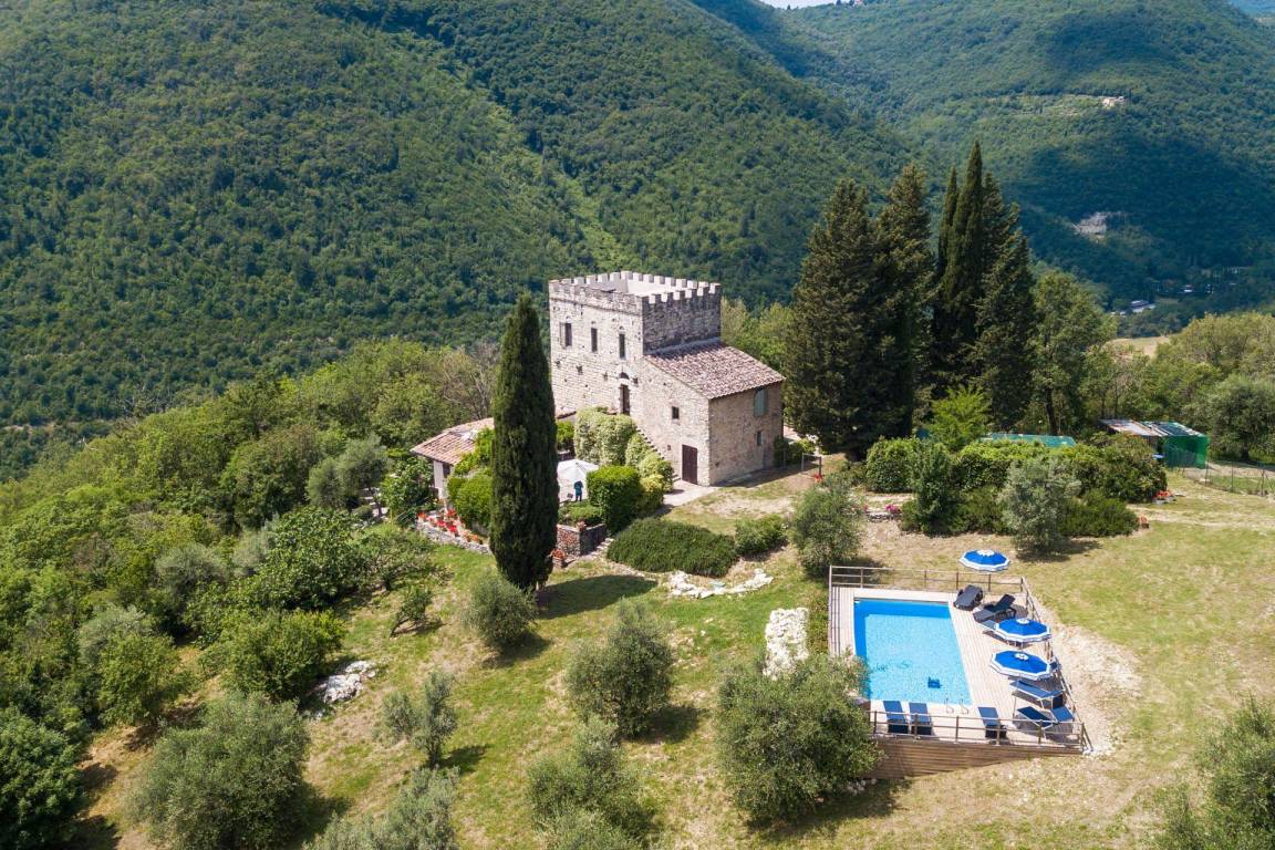 300 M² House ∙ 5 Bedrooms ∙ 12 Guests - Florence